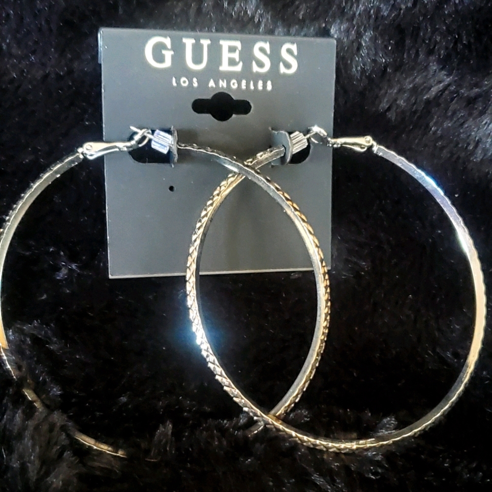 GUESS HOOP SILVER EARRINGS 🤪
